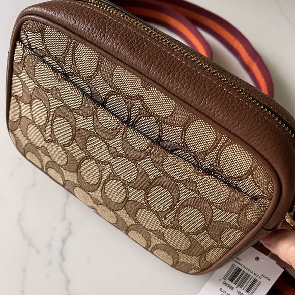 BRAND NEW Classic Coach Purse - Picture 4 of 7